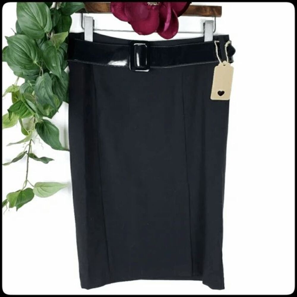 NWT Charlotte Russe Black Pencil Skirt with Patent Belt Size: 7
